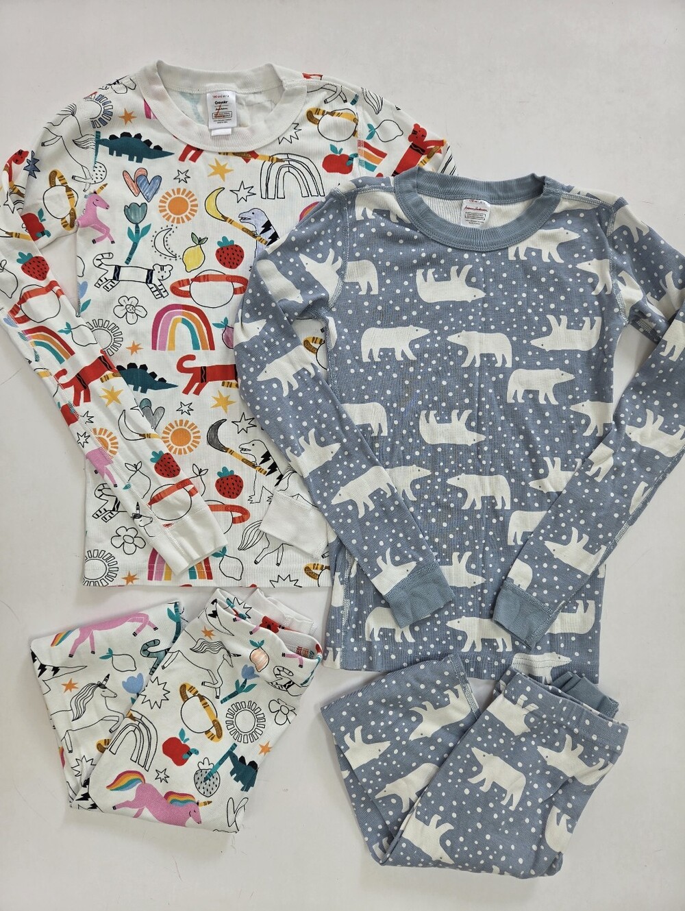 Set of 2 Hannajams pajama sets Crayola color your dreams and holiday bears sz 12